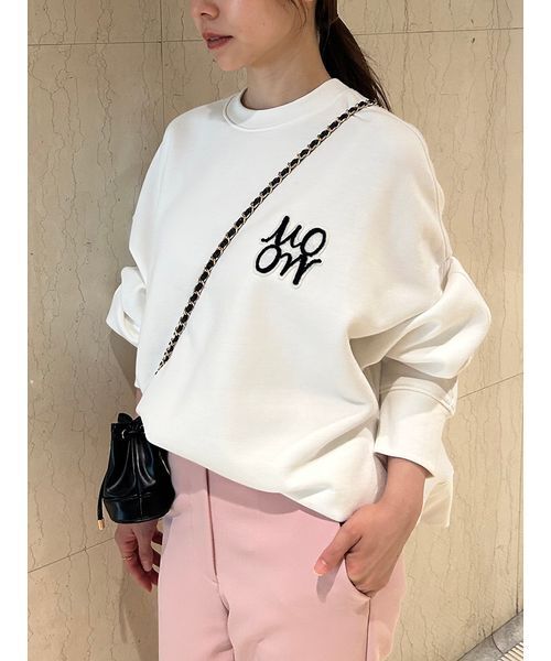 Mila Owen（ミラオーウェン）の「【USAGI ONLINE・ZOZOTOWN限定】ビッグトレーナー（スウェット・レディース・ホワイト/ダークネイビー・F）」の18枚目の写真