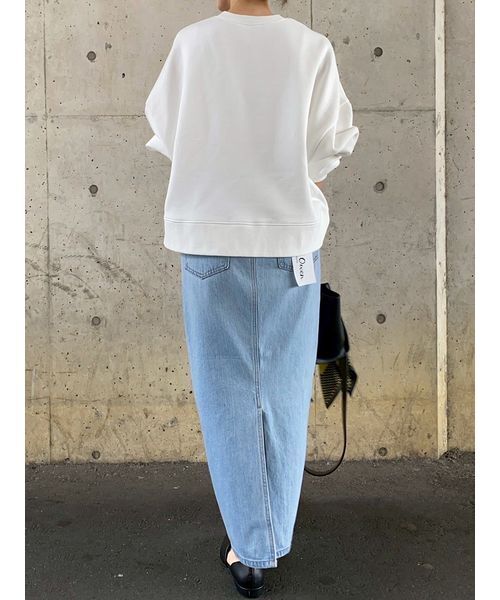 Mila Owen（ミラオーウェン）の「【USAGI ONLINE・ZOZOTOWN限定】ビッグトレーナー（スウェット・レディース・ホワイト/ダークネイビー・F）」の13枚目の写真