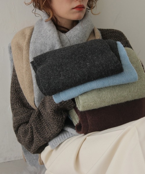 CLEIO（クレイオ）の「【CLEIO】チャーム付き無地マフラー SIMPLE PLAIN MUFFLER WITH CHARM/737-14660（マフラー・レディース・サックスブルー/グレー/チャコール/ベージュ/ブラウン/ライトグリーン・FREE）」の17枚目の写真