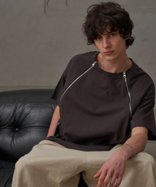TENER(テネル)の「サイゼンジッパーT (チャコール)(Tシャツ/カットソー・メンズ・その他・FREE)」の2枚目の写真