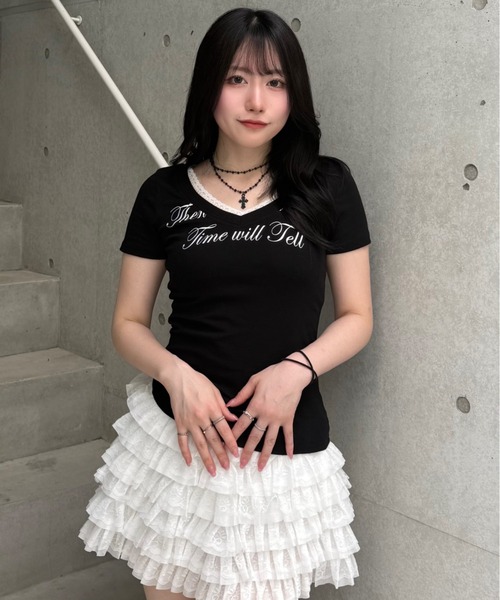 Lae(レイ)の「ティアードフリルミニスカート(スカート・レディース・ブラック・MEDIUM/SMALL/LARGE)」の2枚目の写真