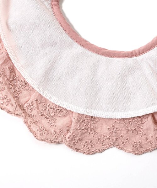 apres les cours（アプレレクール）の「レースつけ衿風スタイ（スタイ/よだれかけ・キッズ・オフホワイト/ピンク・90）」の4枚目の写真