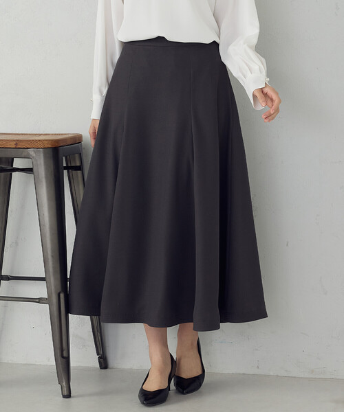 COMME CA ISM（コムサイズム）の「サーキュラースカート（スカート・レディース・チャコール/ネイビー・MEDIUM/LARGE）」の2枚目の写真