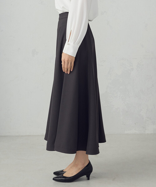 COMME CA ISM（コムサイズム）の「サーキュラースカート（スカート・レディース・チャコール/ネイビー・MEDIUM/LARGE）」の14枚目の写真