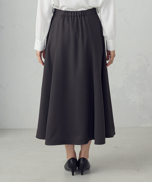 COMME CA ISM（コムサイズム）の「サーキュラースカート（スカート・レディース・チャコール/ネイビー・MEDIUM/LARGE）」の15枚目の写真