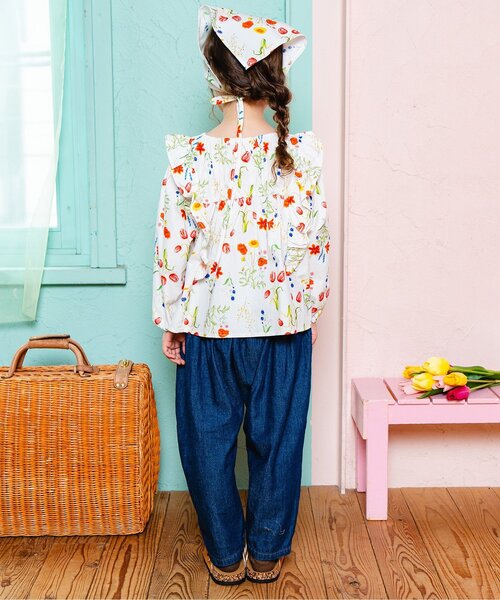 Boribon（ボリボン）の「ガーデンフラワーフリルブラウス（シャツ/ブラウス・キッズ・サックスブルー/オフホワイト・120/110/100/90/80）」の4枚目の写真