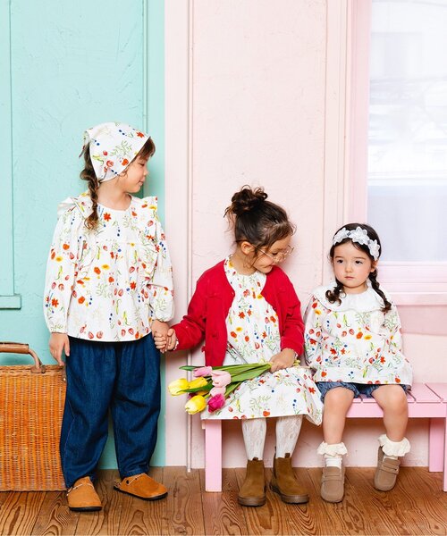 Boribon（ボリボン）の「ガーデンフラワーフリルブラウス（シャツ/ブラウス・キッズ・サックスブルー/オフホワイト・120/110/100/90/80）」の6枚目の写真