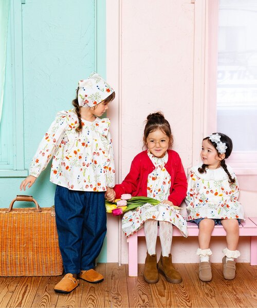 Boribon（ボリボン）の「ガーデンフラワーフリルブラウス（シャツ/ブラウス・キッズ・サックスブルー/オフホワイト・120/110/100/90/80）」の7枚目の写真