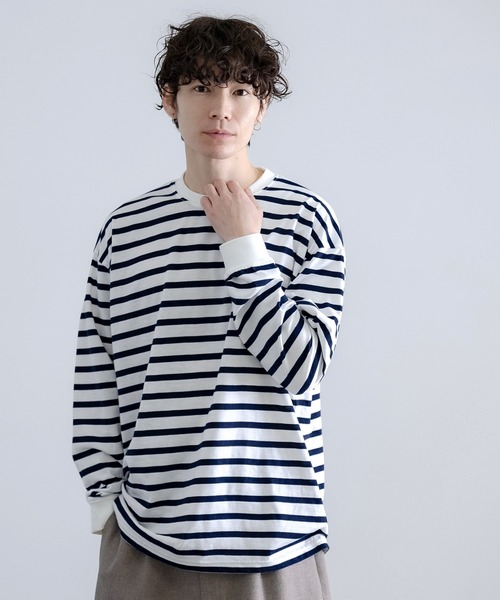 En serio TOKYO(エンソリオトーキョー)の「SIDE23-183 ボーダー長袖Tシャツ(Tシャツ/カットソー・メンズ・ホワイト×ネイビー・SMALL/LARGE)」の2枚目の写真