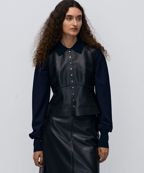 BACCA（バッカ）の「シープスキン ペプラムベスト（ベスト・レディース・ブラック・36）」の3枚目の写真