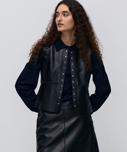 BACCA（バッカ）の「シープスキン ペプラムベスト（ベスト・レディース・ブラック・36）」の4枚目の写真