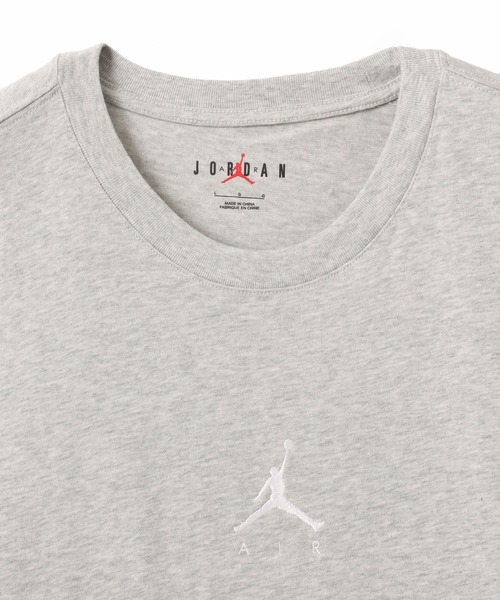 JORDAN BRAND(ジョーダンブランド)の「JORDAN BRAND M J FLT ESS OVSZ SS CREW / ジョーダン ブランド FLT ESS OVSZ クルー S/S Tシャツ / NIKE【SP】(Tシャツ/カットソー・メンズ・グレー/アイボリー/ブラック・XXL/XL/L/M/S)」の16枚目の写真