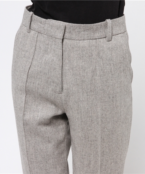 URBAN RESEARCH(アーバンリサーチ)の「UR ウールフレアパンツ(その他パンツ・レディース・ライトグレー/ピンクベージュ・38/36)」の5枚目の写真