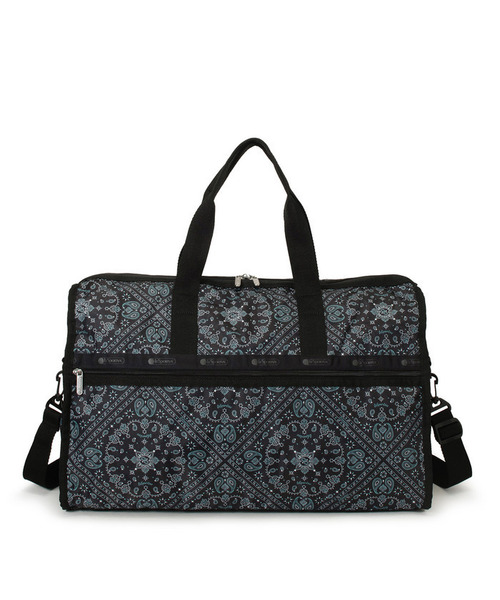 LeSportsac（レスポートサック）の「DELUXE LG WEEKENDER ステレートバンダナ（ボストンバッグ・レディース・グレー・FREE）」の9枚目の写真