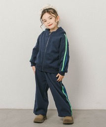 URBAN CHERRY（アーバンチェリー）の「【2点セット】配色ラインフード付きジップパーカー＋ストレートボトムス（パーカー）」