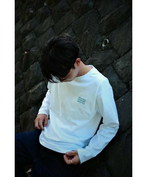 skoool(スクール)の「ロゴプリント ロングスリーブTシャツ/バックプリントデザイン × ベーシックシルエット(Tシャツ/カットソー・メンズ・ネイビー/イエロー/ホワイト・MEDIUM/LARGE)」の20枚目の写真