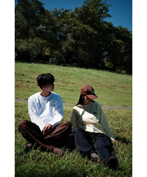 skoool(スクール)の「ロゴプリント ロングスリーブTシャツ/バックプリントデザイン × ベーシックシルエット(Tシャツ/カットソー・メンズ・ネイビー/イエロー/ホワイト・MEDIUM/LARGE)」の6枚目の写真