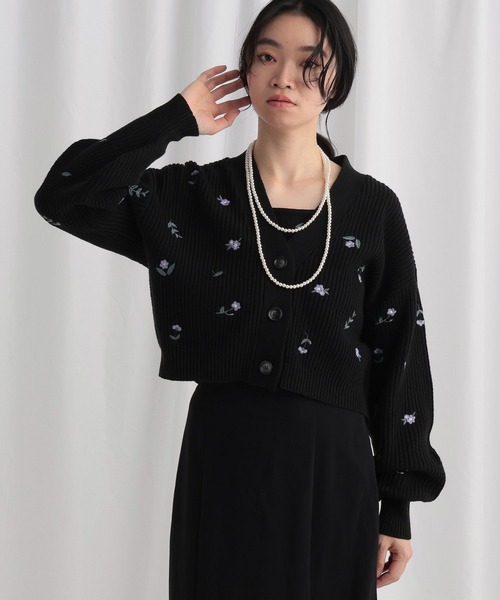 mysty woman(ミスティウーマン)の「花刺繍ニットアンサンブル 643359(アンサンブル・レディース・オフホワイト/グレー/ブラック・FREE)」の14枚目の写真