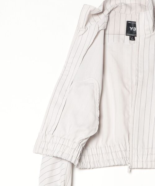 Y-3(ワイスリー)の「Y-3 PINSTRIPE SPORT UNIFORM BLOUSON(ジャージ・レディース・ホワイト系その他・X-SMALL/SMALL/XX-SMALL/MEDIUM/LARGE)」の7枚目の写真