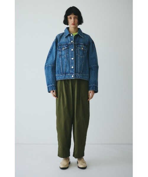 HeRIN.CYE（ヘリンドットサイ）の「Round form denim jacket　　ラウンドデニムジャケット（デニムジャケット・レディース・ブルー・FREE）」の5枚目の写真
