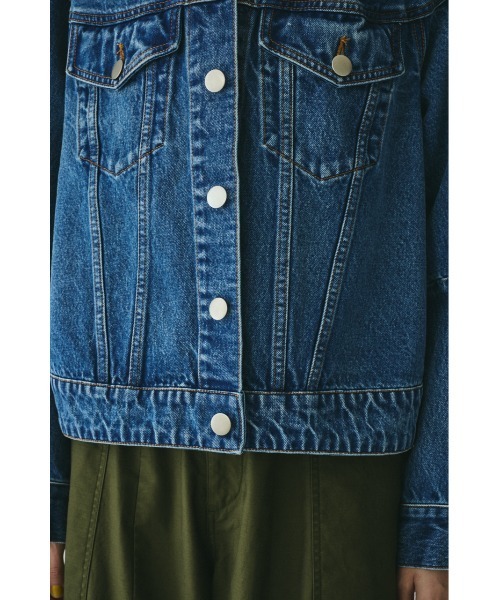 HeRIN.CYE（ヘリンドットサイ）の「Round form denim jacket　　ラウンドデニムジャケット（デニムジャケット・レディース・ブルー・FREE）」の11枚目の写真