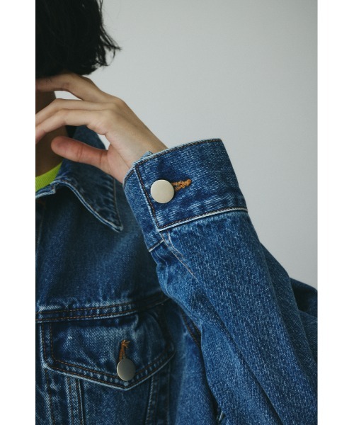 HeRIN.CYE（ヘリンドットサイ）の「Round form denim jacket　　ラウンドデニムジャケット（デニムジャケット・レディース・ブルー・FREE）」の13枚目の写真