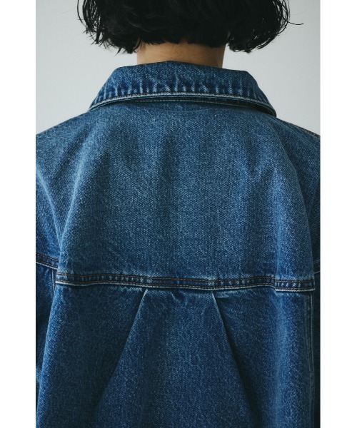 HeRIN.CYE（ヘリンドットサイ）の「Round form denim jacket　　ラウンドデニムジャケット（デニムジャケット・レディース・ブルー・FREE）」の14枚目の写真
