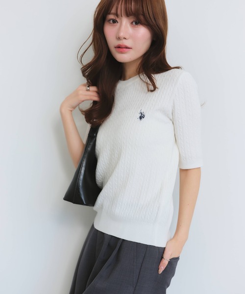 U.S. POLO ASSN.（ユーエスポロアッスン）の「【U.S. POLO ASSN./ユーエスポロアッスン】ロゴ刺繍 クルーネック 半袖 ケーブルニット（ニット/セーター・レディース・イエロー/ピンク/ネイビー系/オフホワイト/サックスブルー/ブラック系・M/L/LL）」の15枚目の写真