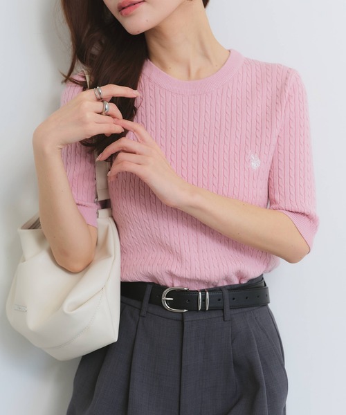 U.S. POLO ASSN.（ユーエスポロアッスン）の「【U.S. POLO ASSN./ユーエスポロアッスン】ロゴ刺繍 クルーネック 半袖 ケーブルニット（ニット/セーター・レディース・イエロー/ピンク/ネイビー系/オフホワイト/サックスブルー/ブラック系・M/L/LL）」の20枚目の写真