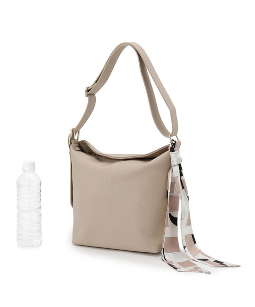 grove(グローブ)の「◆フラップスカーフ付ワンショルダー(ショルダーバッグ・レディース・ナチュラル/シルバー系その他/ブラック・00)」の10枚目の写真