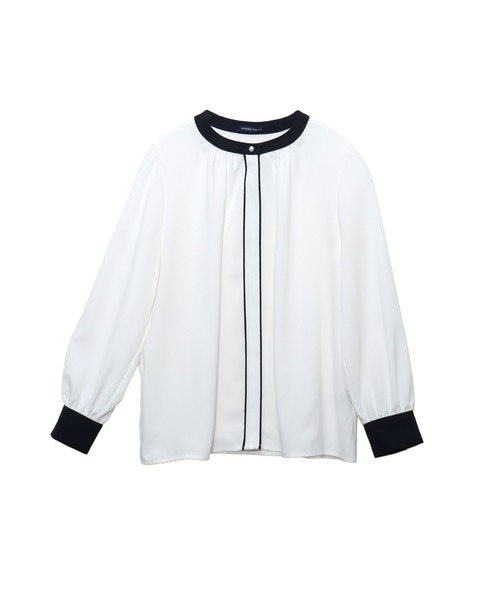 libelle more（リベル モア）の「【防汚加工／イージーケア／透けにくい】ラクケア スタンドカラー配色ブラウス（シャツ/ブラウス・レディース・オフホワイト/グレイッシュベージュ/ネイビー・M/L）」の9枚目の写真