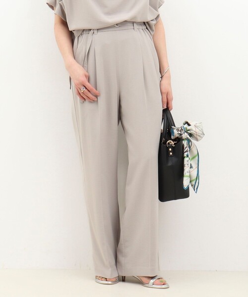 MICO COULIER（ミコクリエ）の「《UVカット・接触冷感》ハイストレッチパンツ（その他パンツ・レディース・グレイッシュベージュ/ネイビー・38/36）」の2枚目の写真