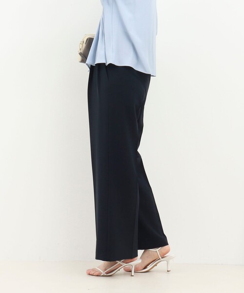 MICO COULIER（ミコクリエ）の「《UVカット・接触冷感》ハイストレッチパンツ（その他パンツ・レディース・グレイッシュベージュ/ネイビー・38/36）」の6枚目の写真