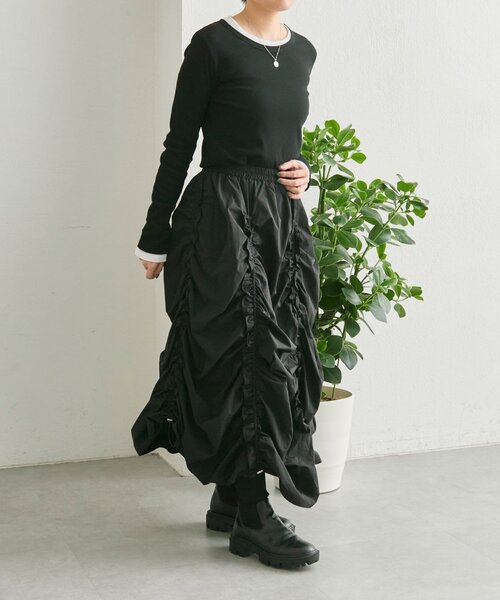 ear PAPILLONNER（イアパピヨネ）の「ドロストギャザースカート【SUM1 STYLE】（スカート・レディース・ブラック・FREE）」の11枚目の写真