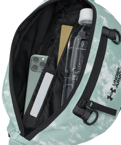 UNDER ARMOUR（アンダーアーマー）の「UAボディバッグ（ライフスタイル/メンズ/レディース）（ボディバッグ/ウエストポーチ・レディース・ブルー系・ONESIZE）」の5枚目の写真