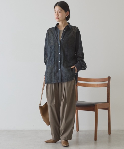 AMERICAN HOLIC(アメリカンホリック)の「レースパッチワークシャツ(シャツ/ブラウス・レディース・オフホワイト/ブラック/ブラウン・L/M)」の13枚目の写真