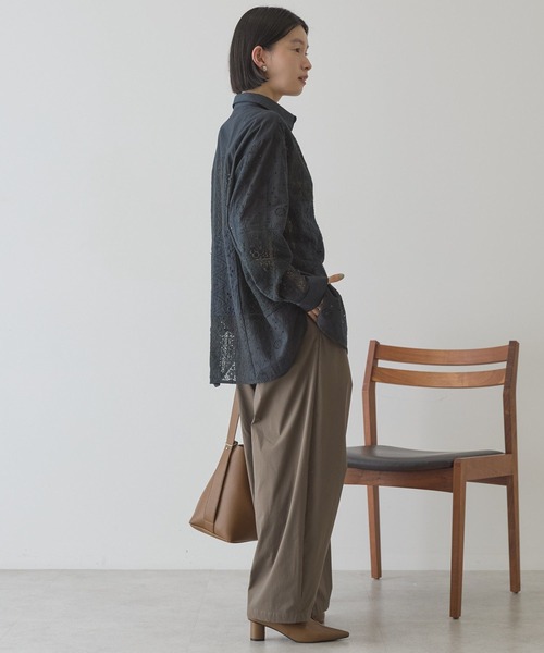 AMERICAN HOLIC(アメリカンホリック)の「レースパッチワークシャツ(シャツ/ブラウス・レディース・オフホワイト/ブラック/ブラウン・L/M)」の14枚目の写真