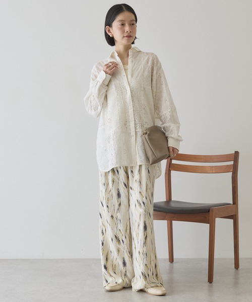 AMERICAN HOLIC(アメリカンホリック)の「レースパッチワークシャツ(シャツ/ブラウス・レディース・オフホワイト/ブラック/ブラウン・L/M)」の7枚目の写真