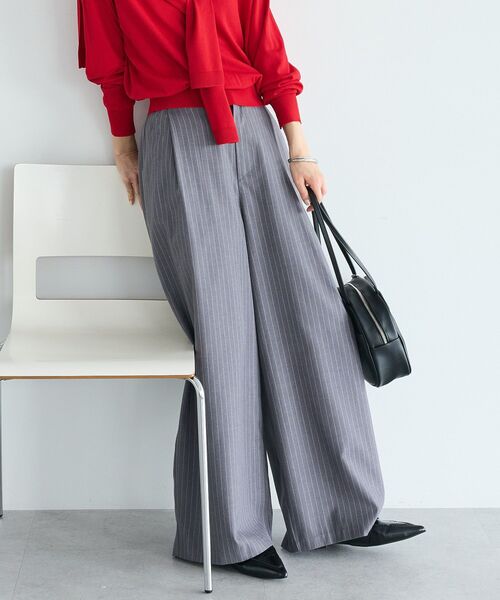 CRAFT STANDARD BOUTIQUE(クラフトスタンダードブティック)の「ストライプタックカーブパンツ(その他パンツ・レディース・グレー系その他2/ベージュ系その他2・L/M)」の4枚目の写真