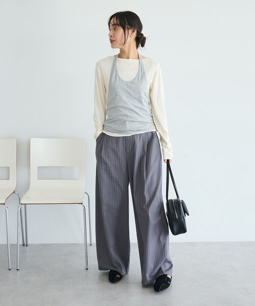 CRAFT STANDARD BOUTIQUE(クラフトスタンダードブティック)の「ストライプタックカーブパンツ(その他パンツ・レディース・グレー系その他2/ベージュ系その他2・L/M)」の13枚目の写真
