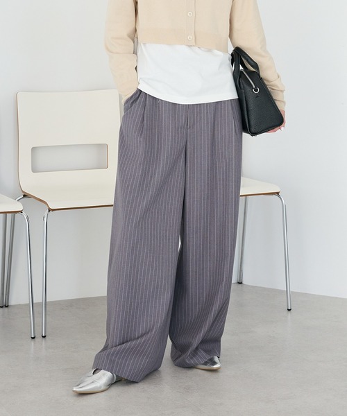 CRAFT STANDARD BOUTIQUE(クラフトスタンダードブティック)の「ストライプタックカーブパンツ(その他パンツ・レディース・グレー系その他2/ベージュ系その他2・L/M)」の3枚目の写真