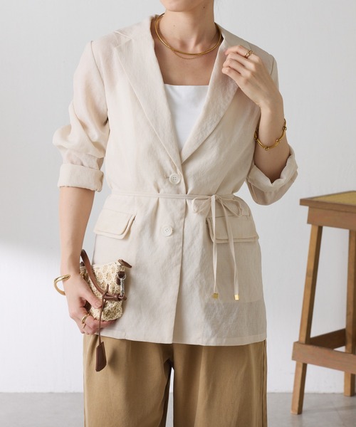 COLLAGE GALLARDAGALANTE(コラージュガリャルダガランテ)の「ダブルポケットシアージャケット(テーラードジャケット・レディース・グレー/ベージュ/ライトベージュ/ネイビー・FREE)」の4枚目の写真