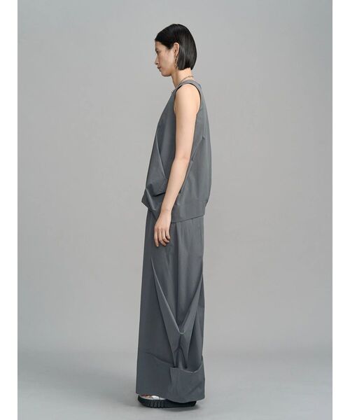 UN3D.(アンスリード)の「ROUND BOX COCOON PT / ラウンドボックスコクーンパンツ(その他パンツ・レディース・ブルー/グレー/ブラック/イエロー/ホワイト・38/36)」の9枚目の写真