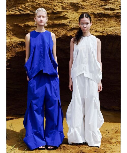 UN3D.(アンスリード)の「ROUND BOX COCOON PT / ラウンドボックスコクーンパンツ(その他パンツ・レディース・ブルー/グレー/ブラック/イエロー/ホワイト・38/36)」の4枚目の写真