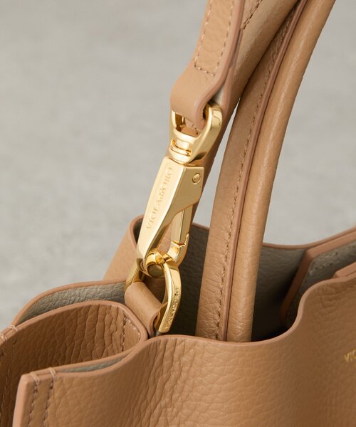 La boutique BonBon（ラブティックボンボン）の「【ヴィオラドーロ】イタリアンWフェイス型押しレザートート（トートバッグ・レディース・ベージュ・FREE）」の12枚目の写真