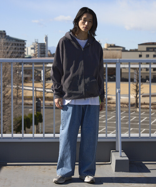 Firsthand（ファーストハンド）の「Firsthand/ファーストハンド スピンドル テック サーマル ナイロン ポケット ジップアップ パーカー（パーカー・メンズ・ブラック/ホワイト/チャコールグレー/ブルーグレー・LARGE/MEDIUM）」の14枚目の写真