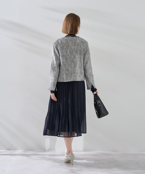 YECCA VECCA(イェッカヴェッカ)の「プリーツシフォンスカート(スカート・レディース・ネイビー・M)」の5枚目の写真