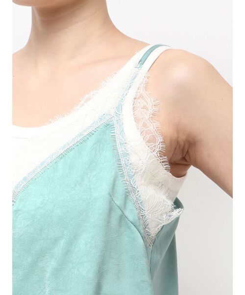 Ungrid(アングリッド)の「レースデザインサテンキャミソール(キャミソール・レディース・ピンク/ブラック/ブルー・FREE)」の14枚目の写真