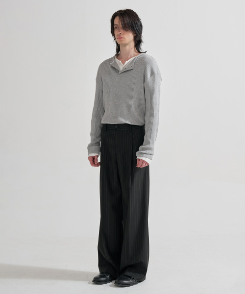 JUAN HOMME(ジュアンオム)の「ピンストライプワイドトラウザー(ブラック)(スラックス・メンズ・ブラック・SMALL/LARGE/MEDIUM)」の4枚目の写真