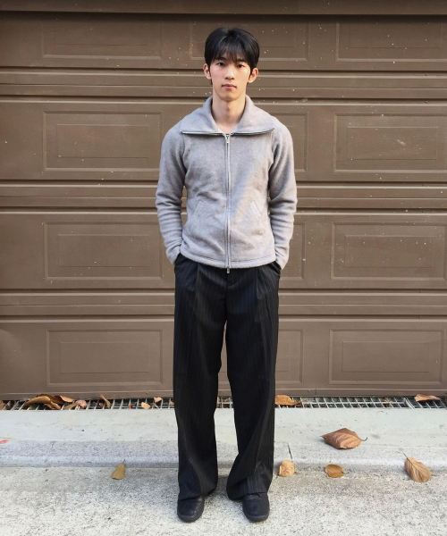 JUAN HOMME(ジュアンオム)の「ピンストライプワイドトラウザー(ブラック)(スラックス・メンズ・ブラック・SMALL/LARGE/MEDIUM)」の12枚目の写真